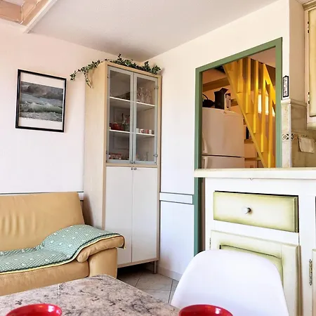 Duplex Familial Avec Terrasse, Proche Plage, Parking Prive - 4 Couchages, - Fr-1-251-541