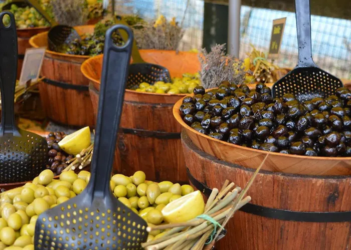 Duplex Familial Avec Terrasse, Proche Plage, Parking Prive - 4 Couchages, - Fr-1-251-541 Apartman Le Lavandou